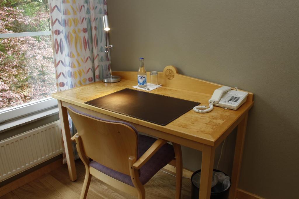 Stiftsgarden Akersberg Hotel Höör Стая снимка